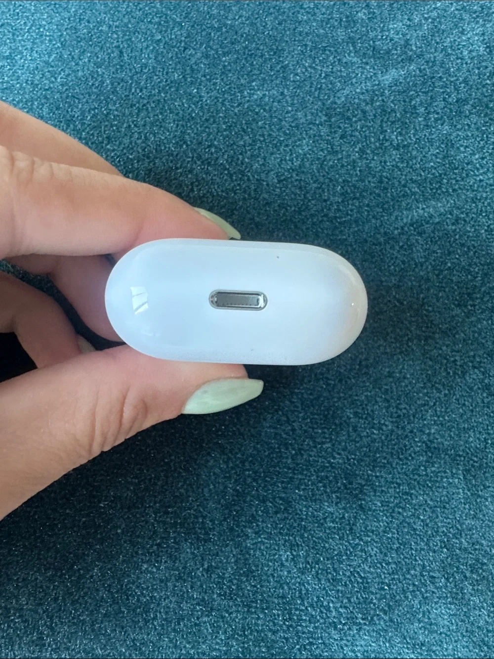 Official Apple AirPod 2 Replacement Case - BRAND NEW